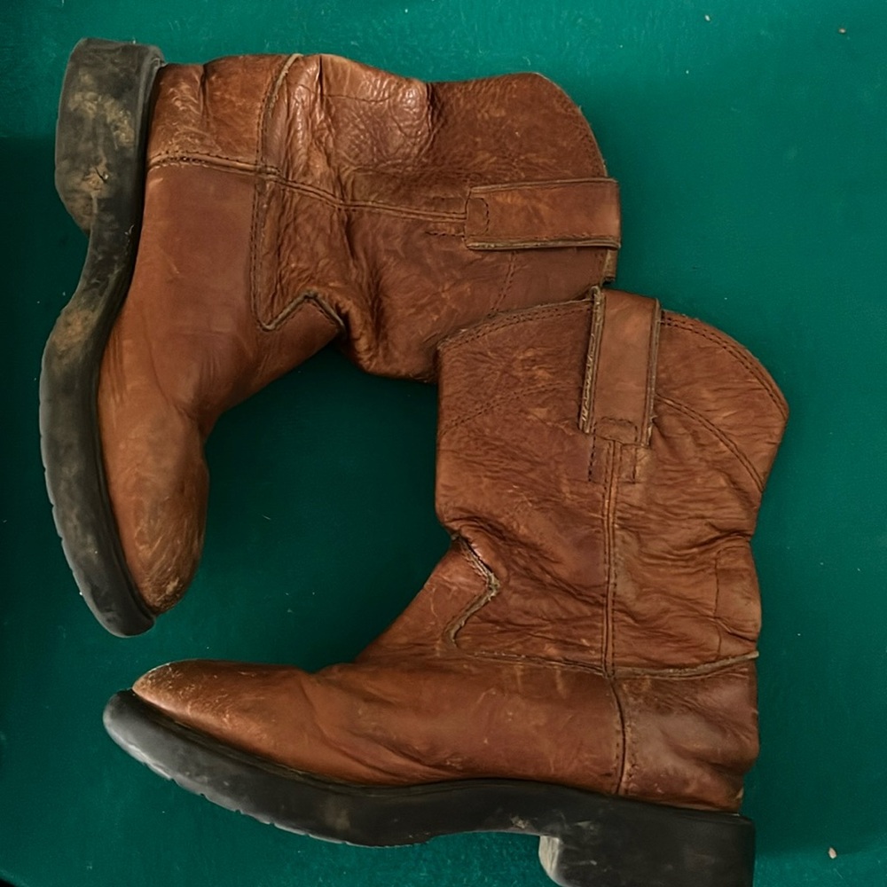 Girls 12.5 - 1 Justin cowboy boot